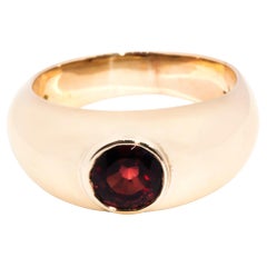 9 Carat Yellow Gold Faceted Round Dark Red Garnet Vintage Domed Dress Ring