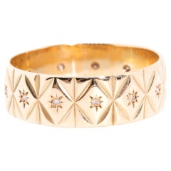 9 Karat Gelbgold Star Set Diamant Vintage gemustertes Eternity Ring