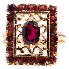 9 Carat Yellow Gold Vintage Filigree Style Red Garnet Cocktail Ring
