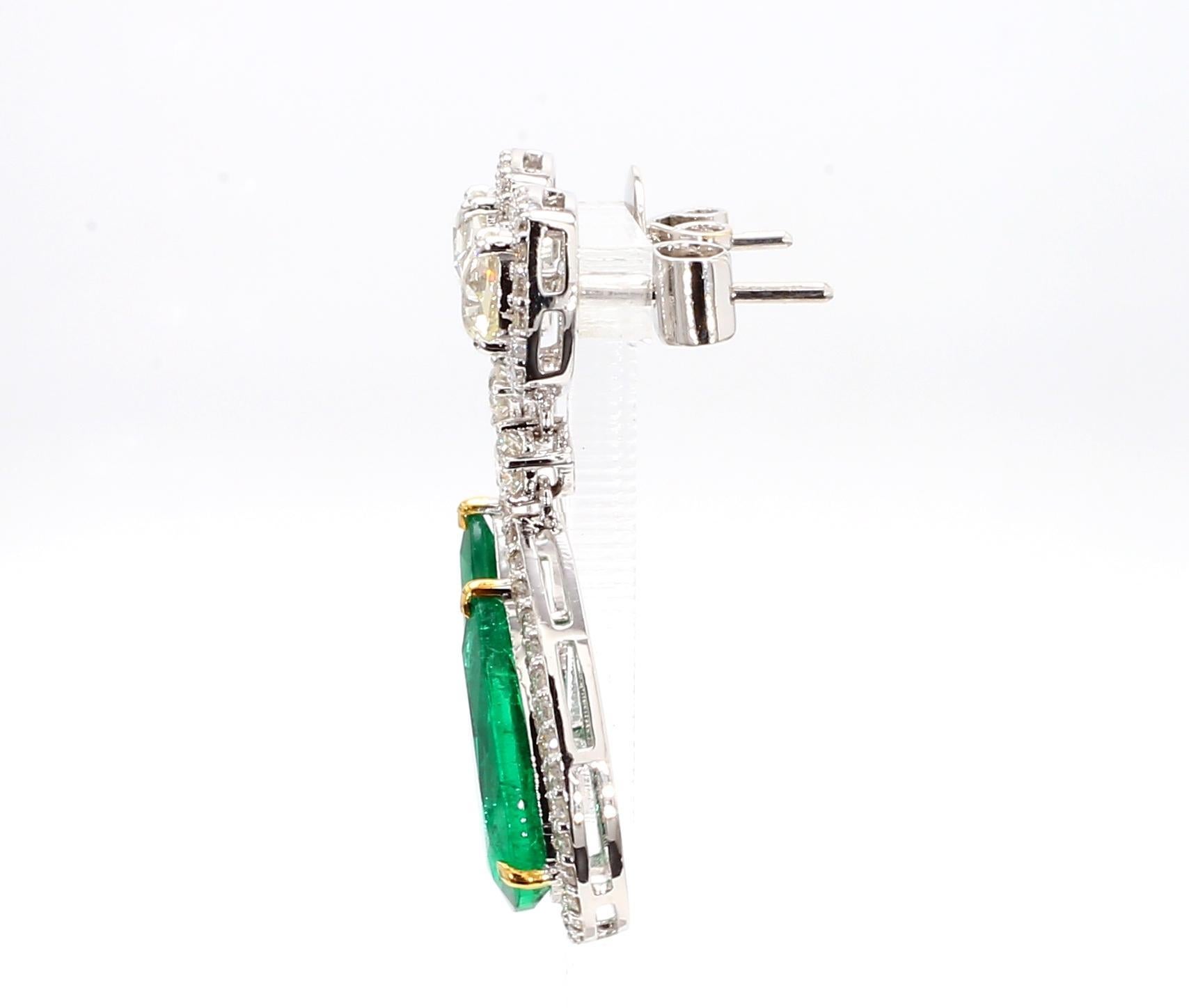 Modern 9 Carat Zambian Emerald and 1.01 Carat Diamond Ring in 18K Gold