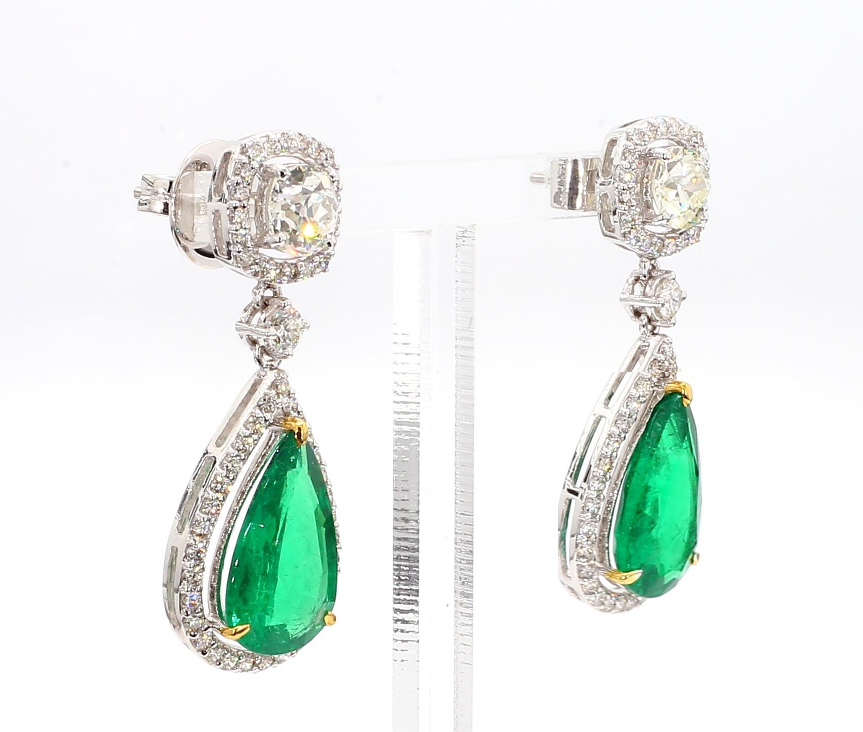 9 Carat Zambian Emerald and 1.01 Carat Diamond Ring in 18K Gold 1