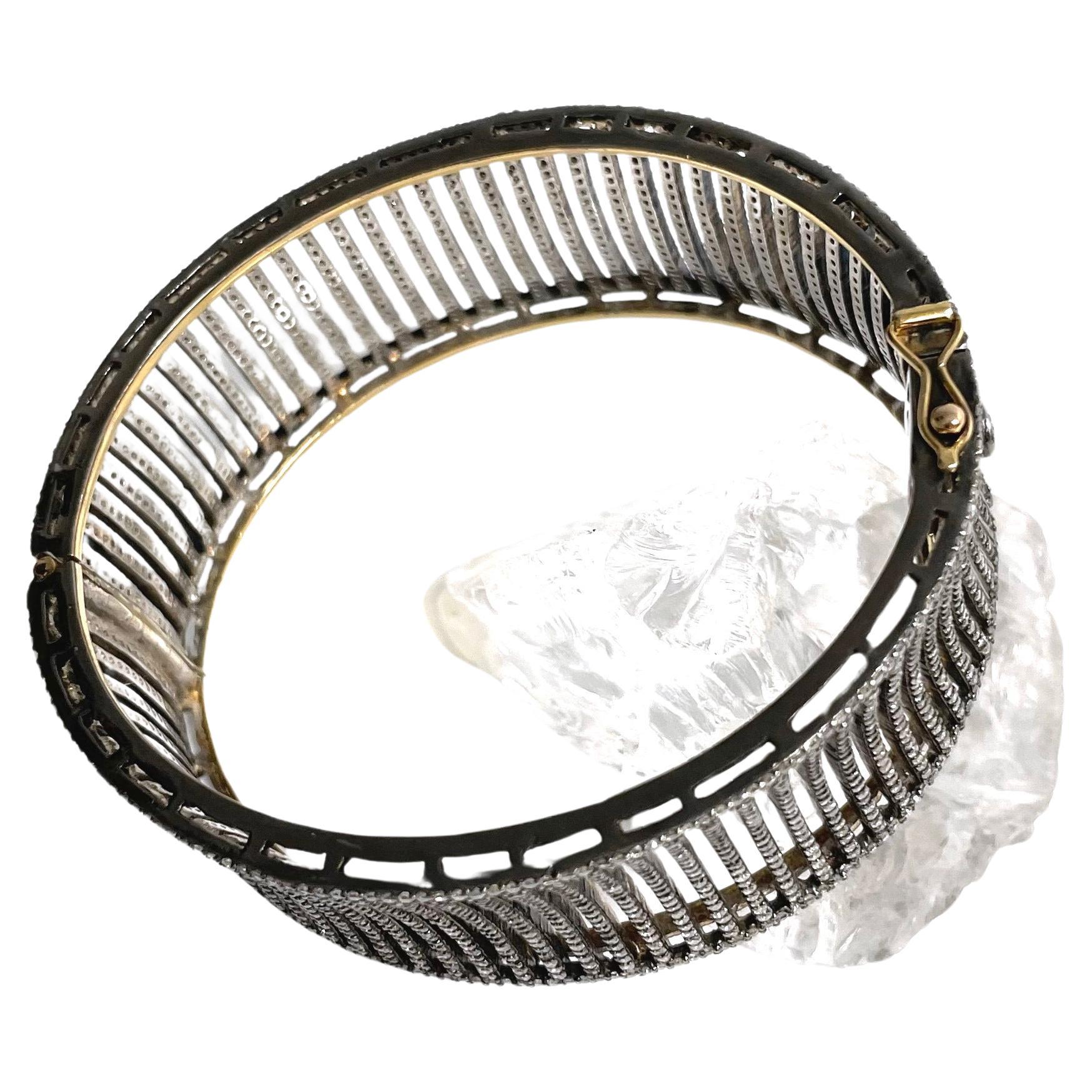 9 Carats Pave Diamond Cuff Paradizia Bracelet For Sale 6
