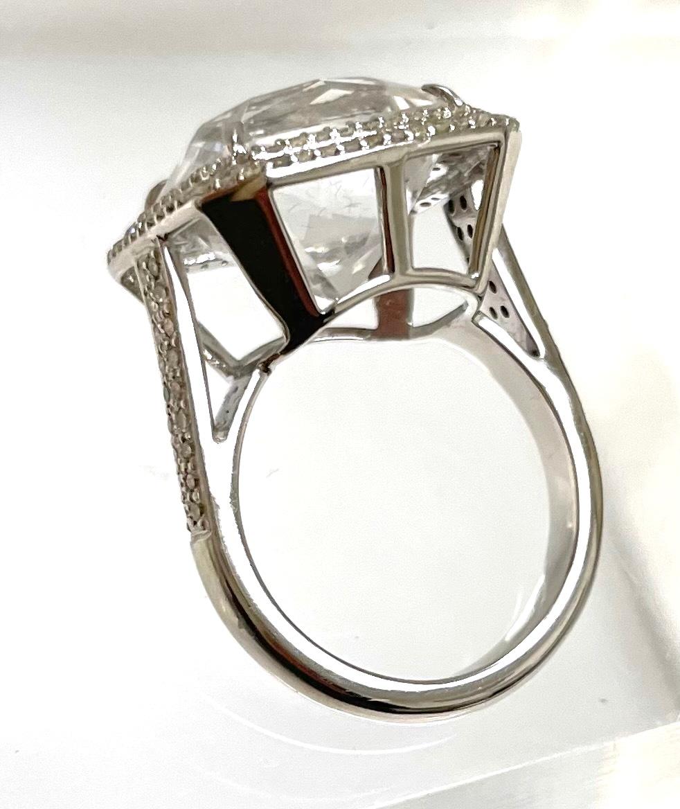 Artisan 9 Carats Petalite with Diamonds Paradizia Ring For Sale