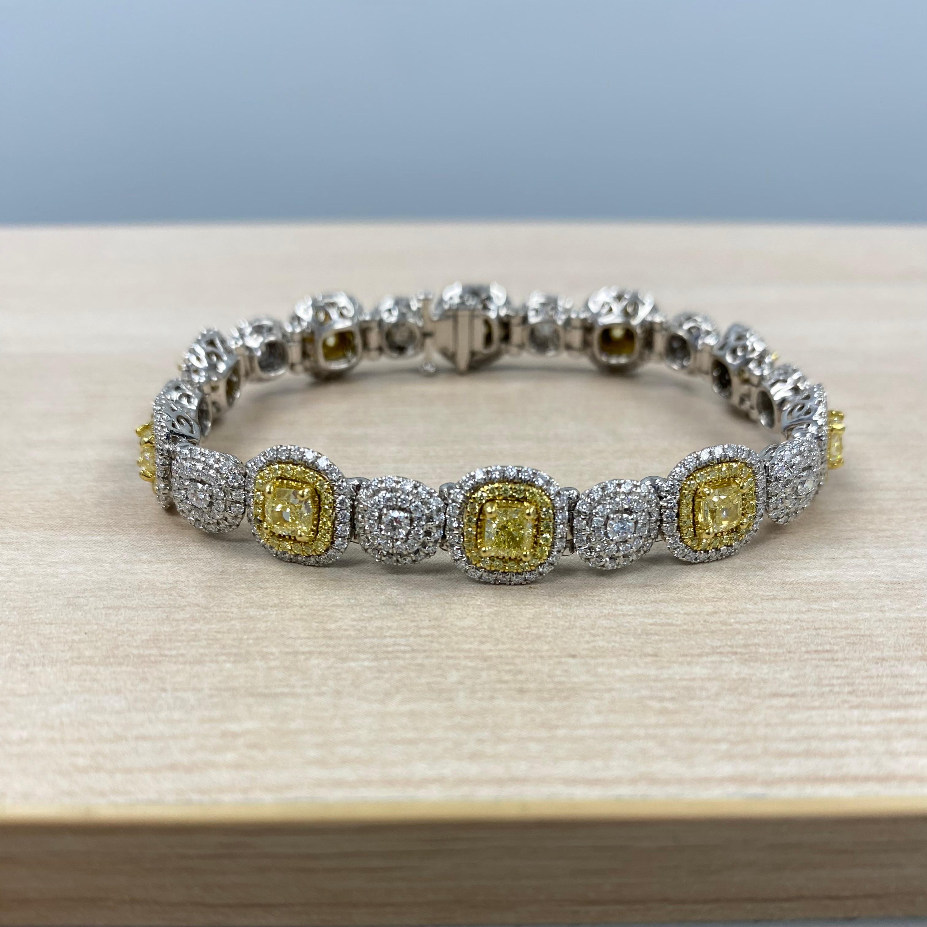 Contemporary 9 Carats Yellow Cushion Cut and White Diamond Tennis Bracelet 14K Gold For Sale