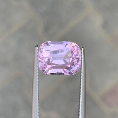 9 Cts Pastel Pink Color Kunzite Gemstone Step Cushion Cut for Jewellery 10 mm