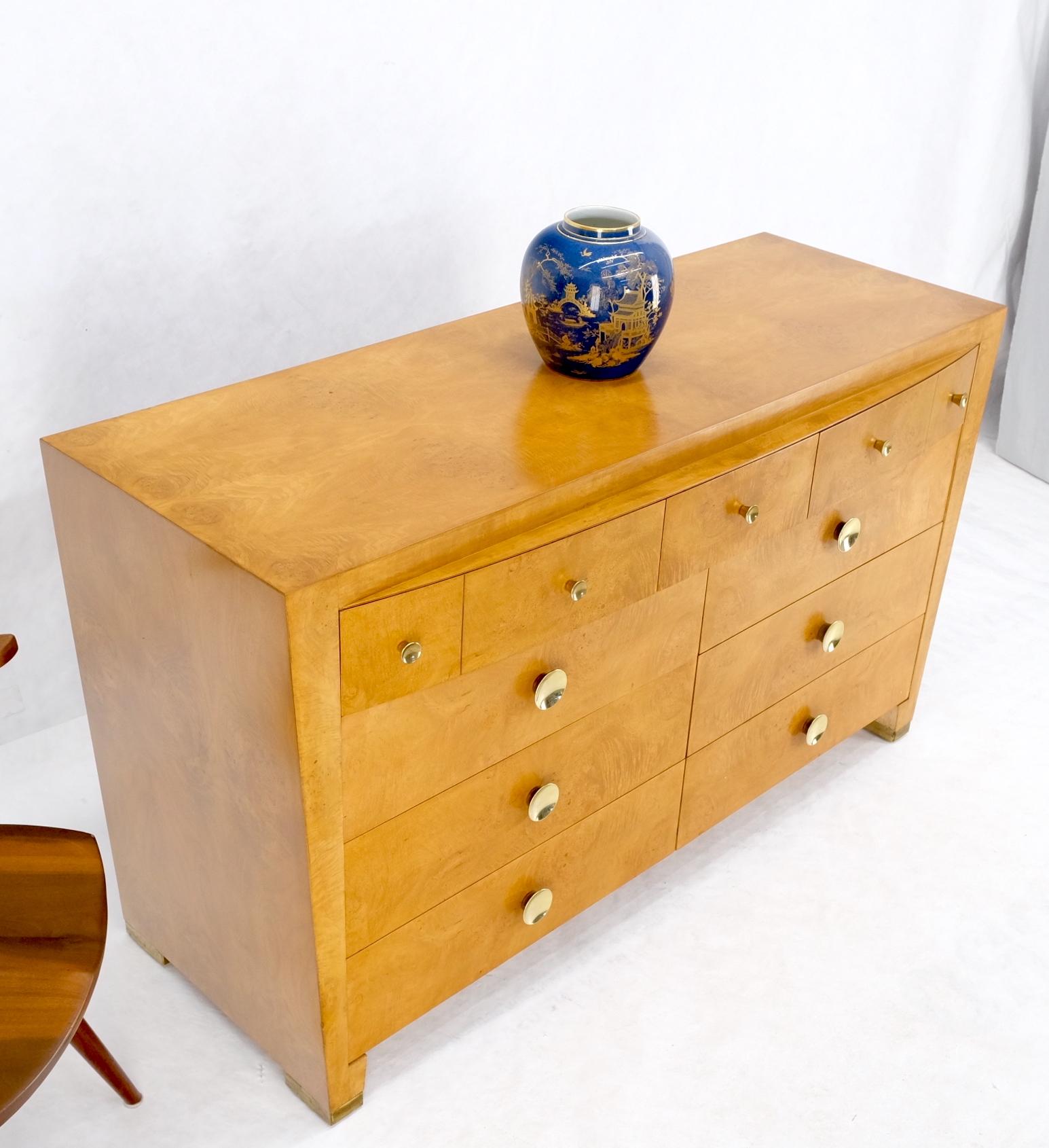 9 Drawers Art Deco Mid-Century Modern Burl Wood Bow Front Dresser Brass Pulls  For Sale 13