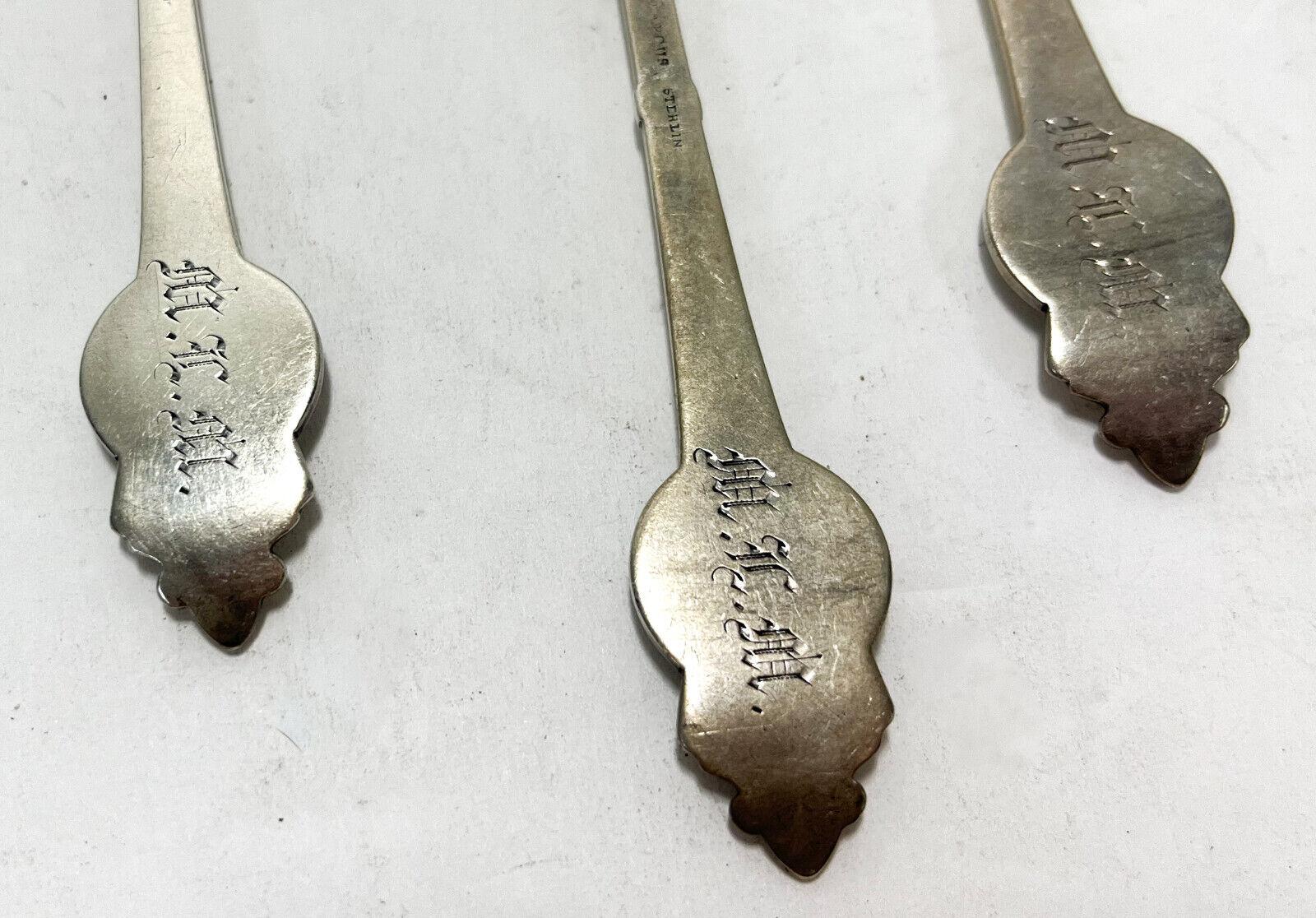 9 Gorham Sterling Silver Medallion Teaspoons, Late 19th Century  For Sale 1