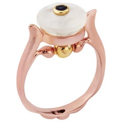 MAIKO NAGAYAMA Sapphire and White Chalcedony 9K British Rose Gold Cocktail Ring