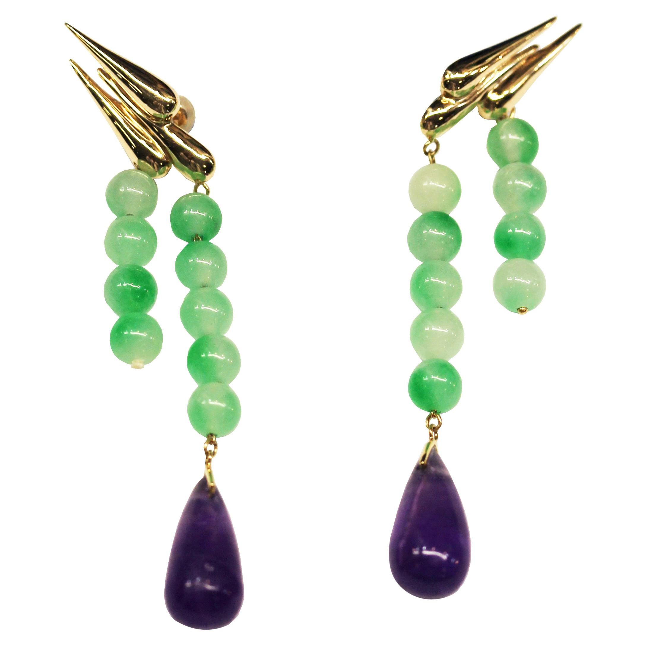Jade and Amethyst 9K British Yellow Gold Earrings For Sale
