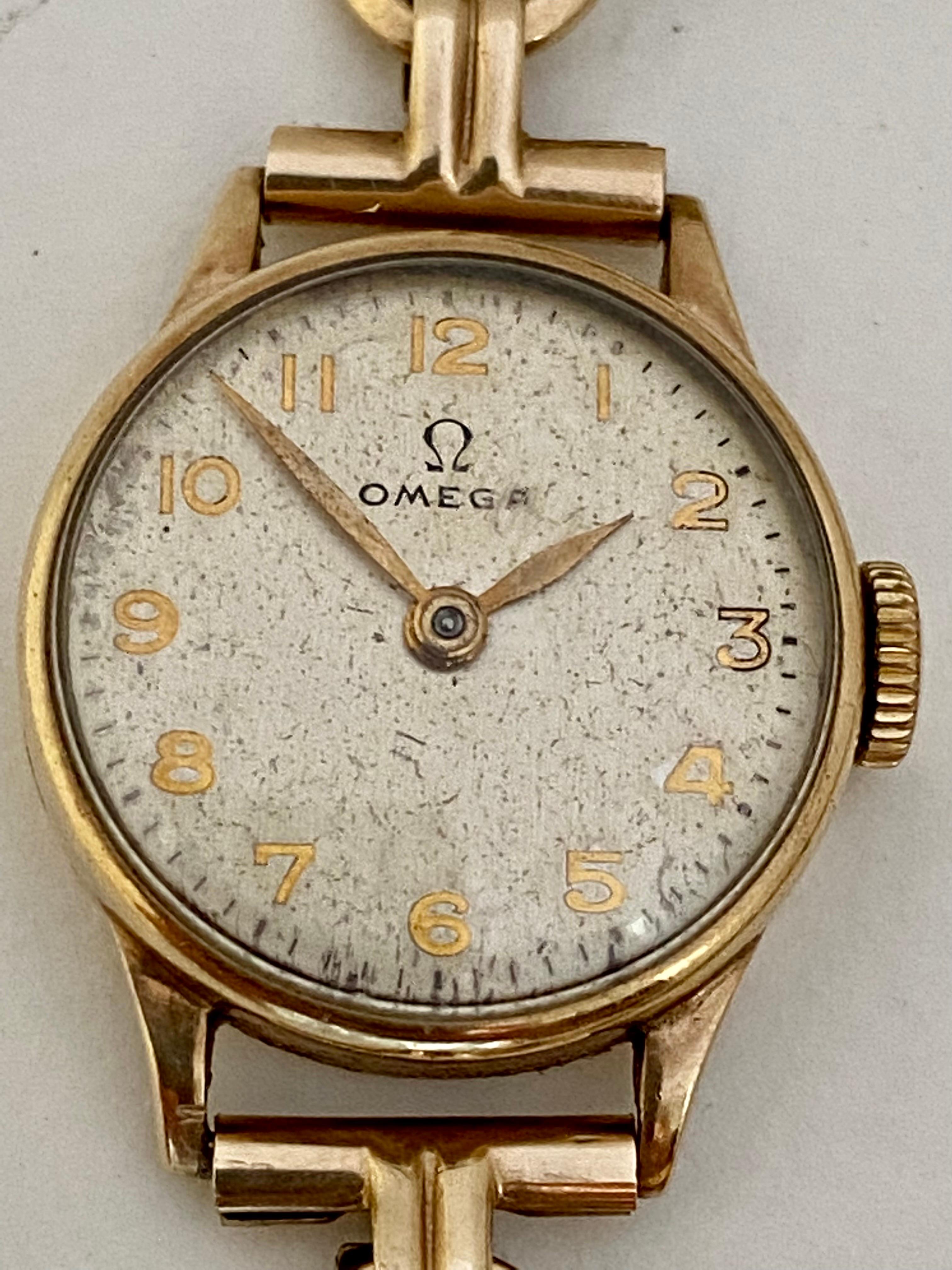 9 Karat Gold 1940's Ladies Omega Mechanical Watch For Sale 3