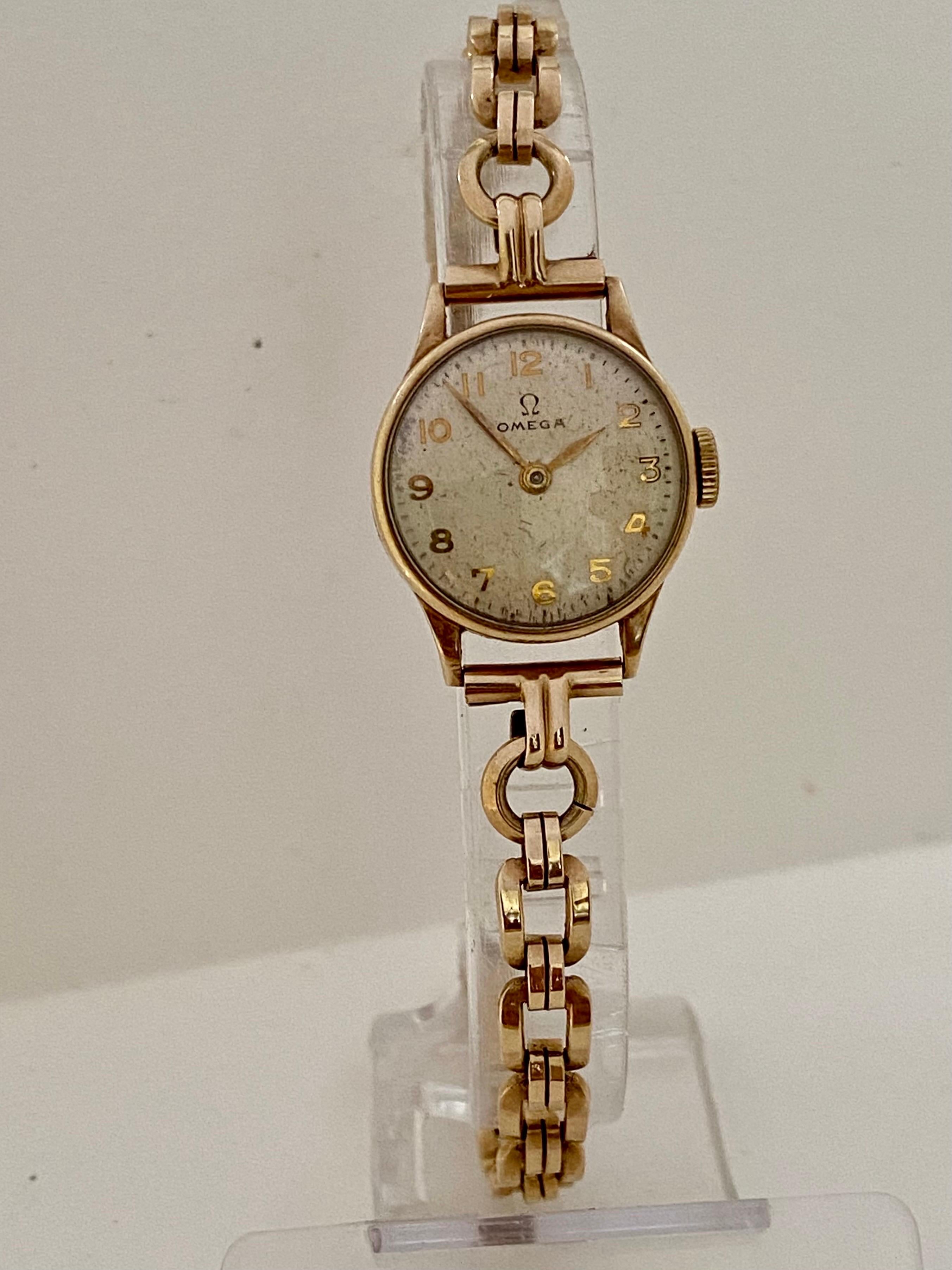 9 Karat Gold 1940's Ladies Omega Mechanical Watch For Sale 10