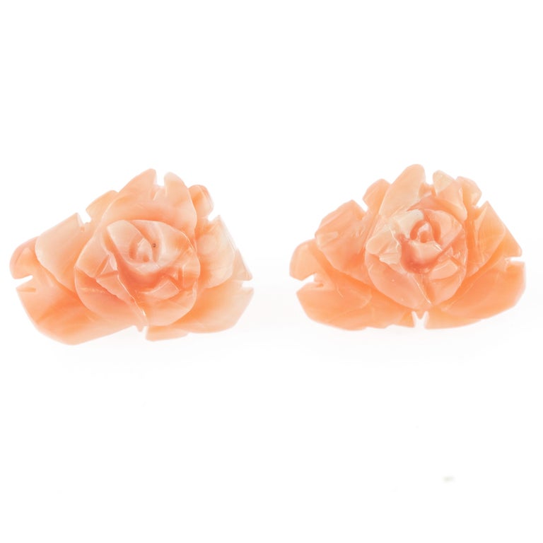 9 Karat Gold Natural Pink Coral Carved Rose Flower Stud Crafted Girl Earrings For Sale 3