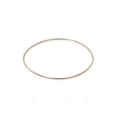 9 Karat Oval Yellow Gold Bangle