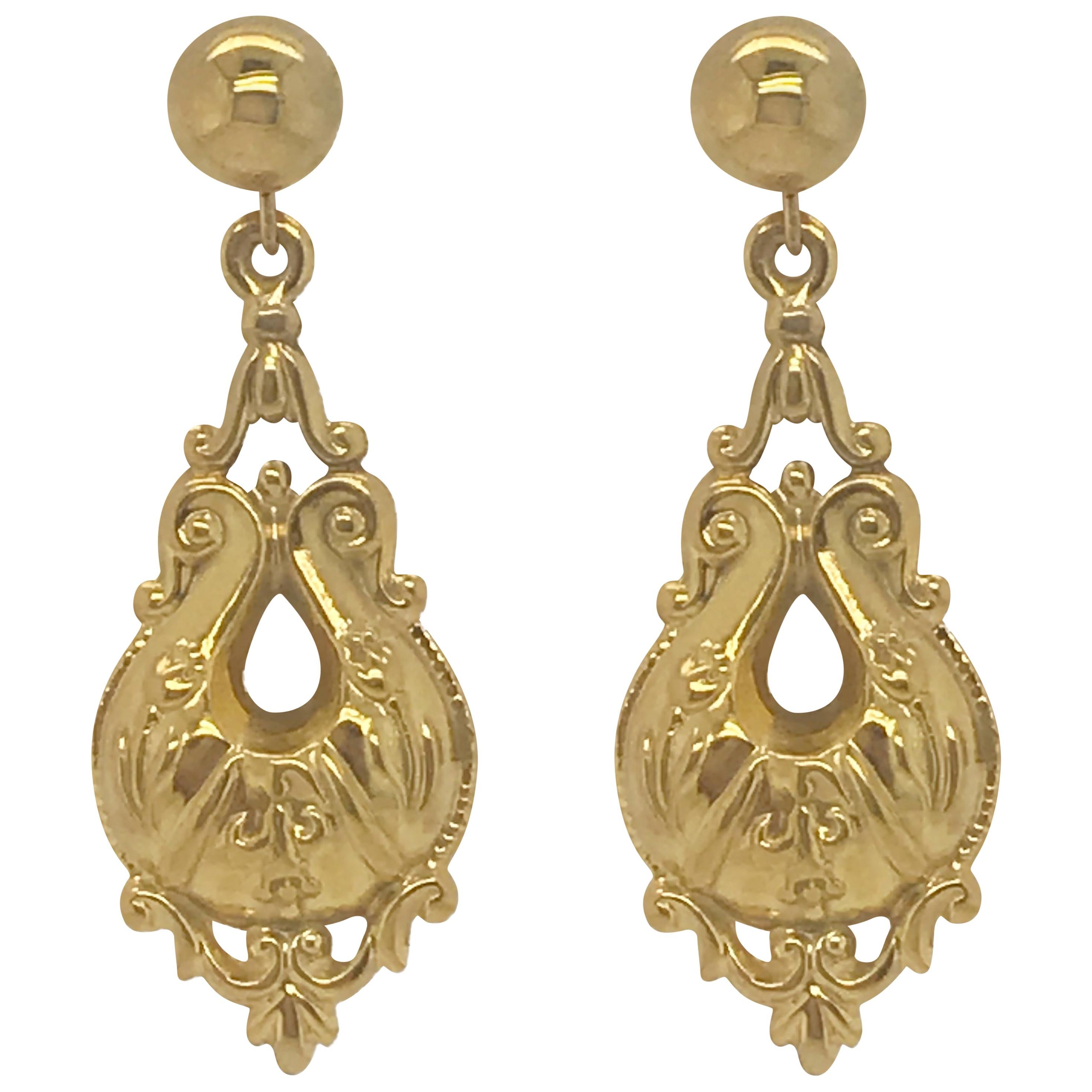 9 Karat Vintage Gold Drop Style Earrings For Sale