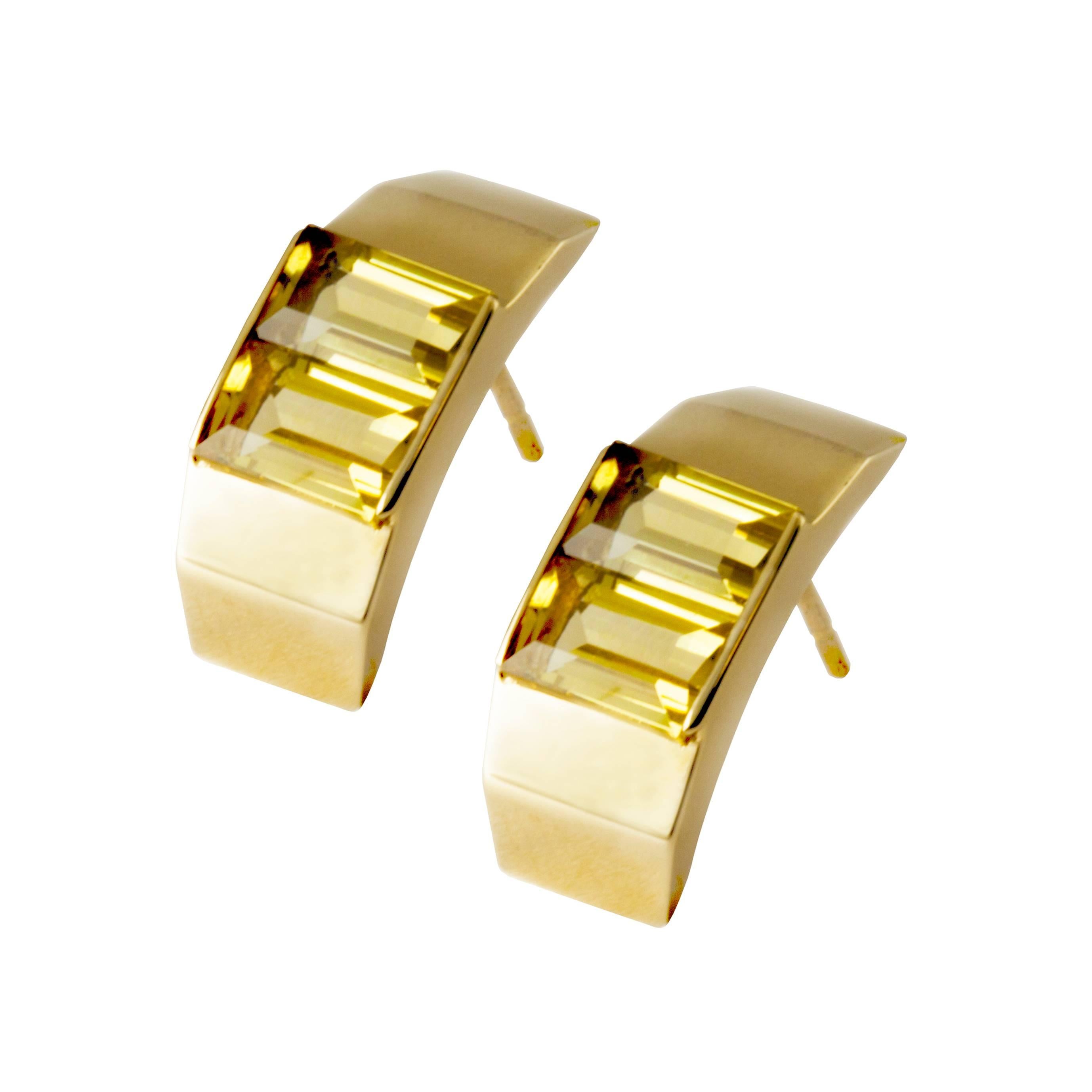 9 Karat Yellow Gold and Citrine Polygon Stud Earrings by Kattri For Sale