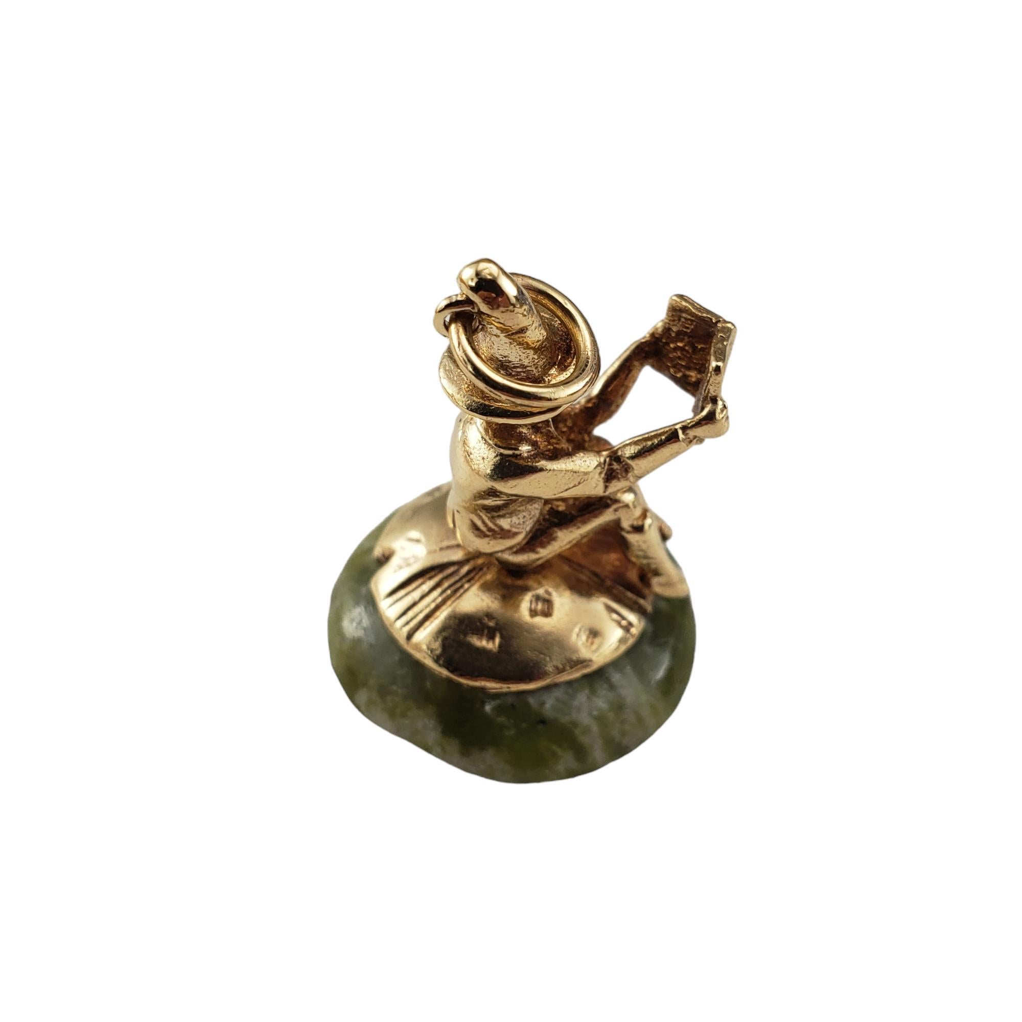 9 Karat Yellow Gold and Connemara Marble Leprechaun Pendant #18146 For Sale 1