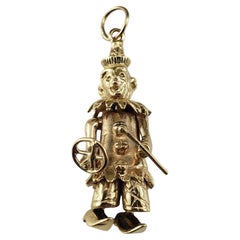 9 Karat Yellow Gold Articulated Clown Charm #18845