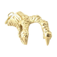 9 Karat Yellow Gold Bird Claw Pendant