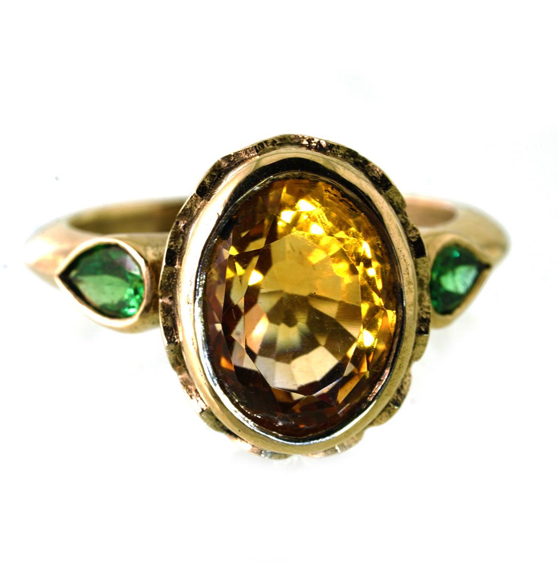 Garden of the Hesperides Ring in 9 Karat Yellow Gold, Citrine and Green Garnets 2