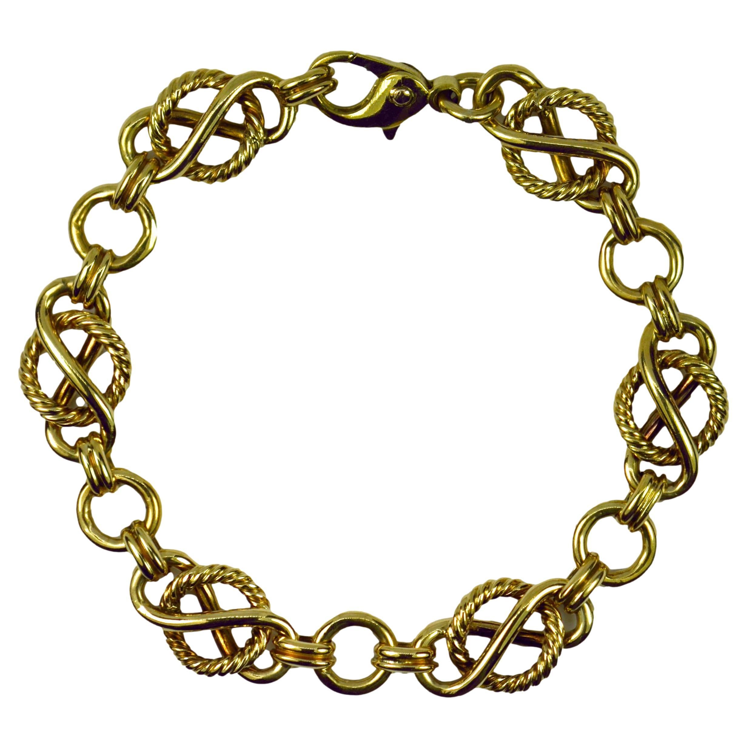 Bracelet à maillons fantaisie en or jaune 9 carats en vente