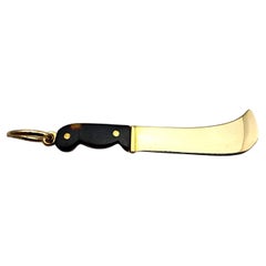 9 Karat Yellow Gold "Jamaica" Machete Sword Charm #23900