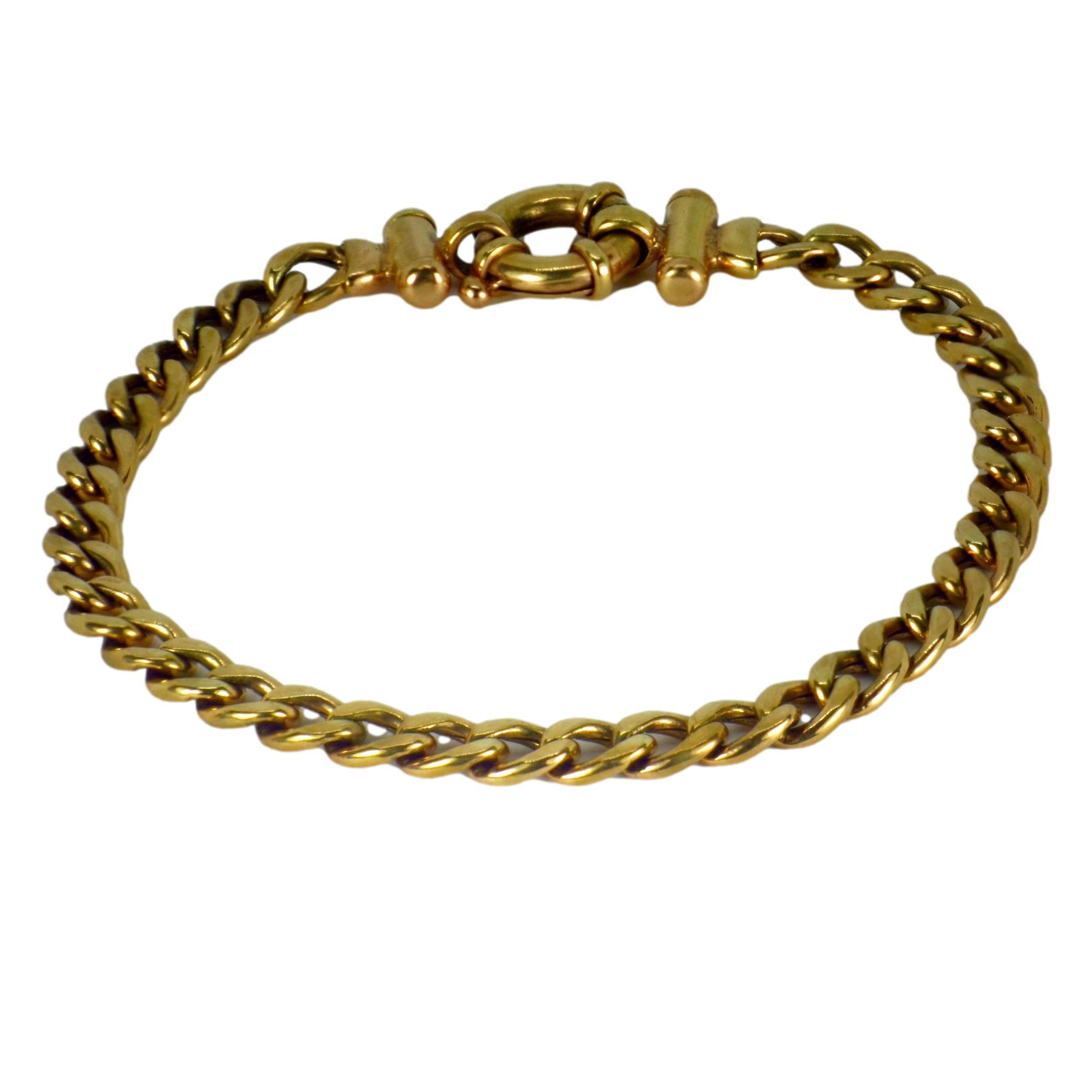 A 9 karat (9K) yellow gold link bracelet. Stamped 375 for 9 karat gold with maker’s mark IBB in a trefoil. 7.25” long.

Dimensions: 18.5 x 0.5 cm, clasp 1.2cm long.
Weight: 7.12 grams
