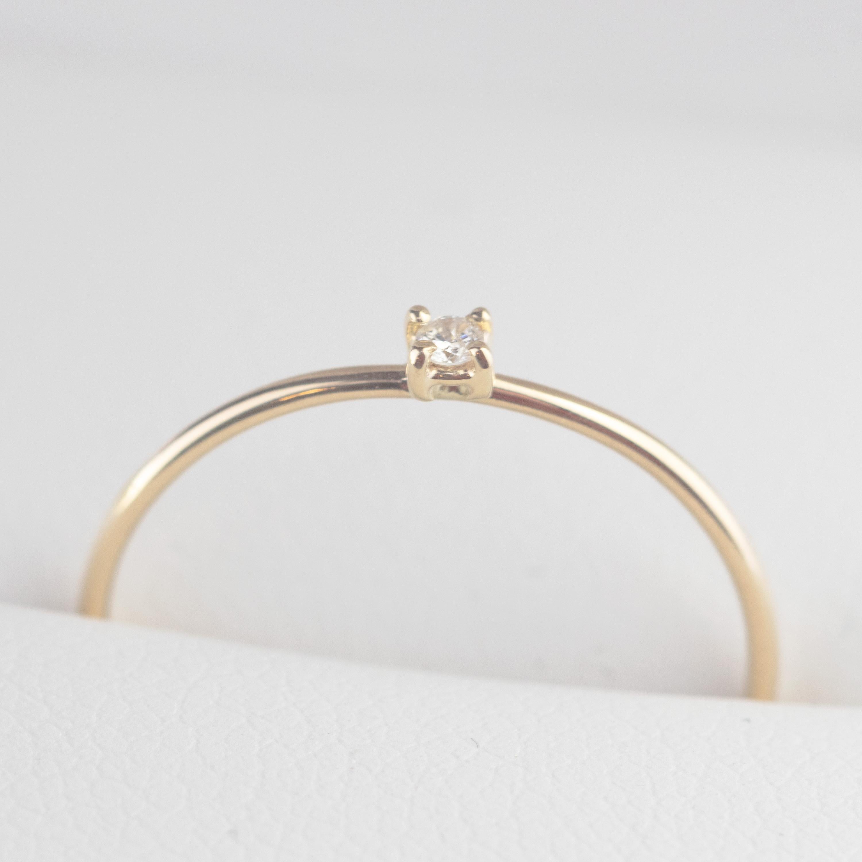 9 Karat Yellow Gold Natural Diamond Brilliant Cut Solitaire Thin Cocktail Ring For Sale 4