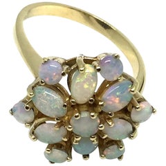 Vintage 9 Karat Yellow Gold Opal Ring