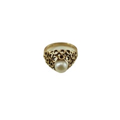 9 Karat Yellow Gold Pearl Ring Size 6 #16349