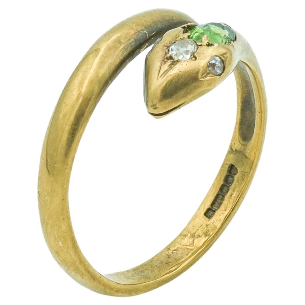9 Karat Yellow Gold Snake Ring with Demantoid Garnet and Diamonds For Sale