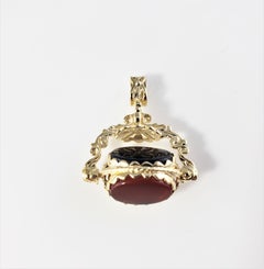 Uhren-Fob-Anhänger aus 9 Karat Gelbgold