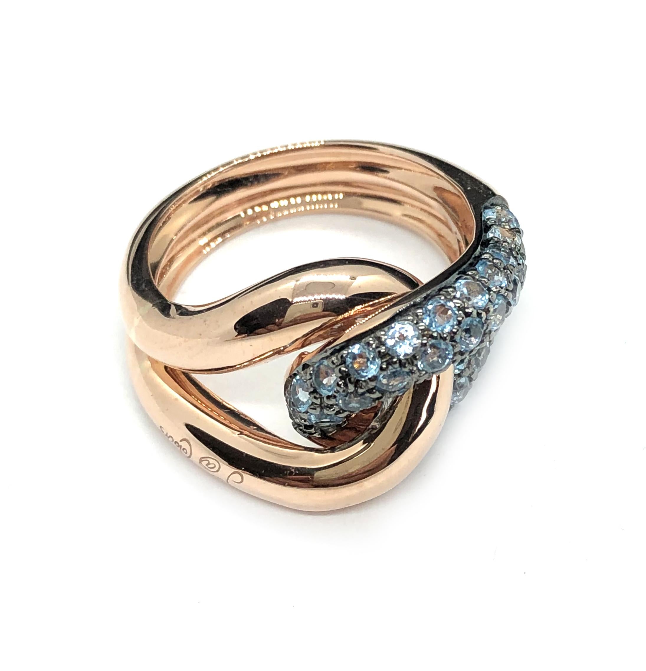 9 Karat Pink Gold Embrace Ring with Aquamarine Brilliant Cut Pavé 1.55 Carat For Sale 6