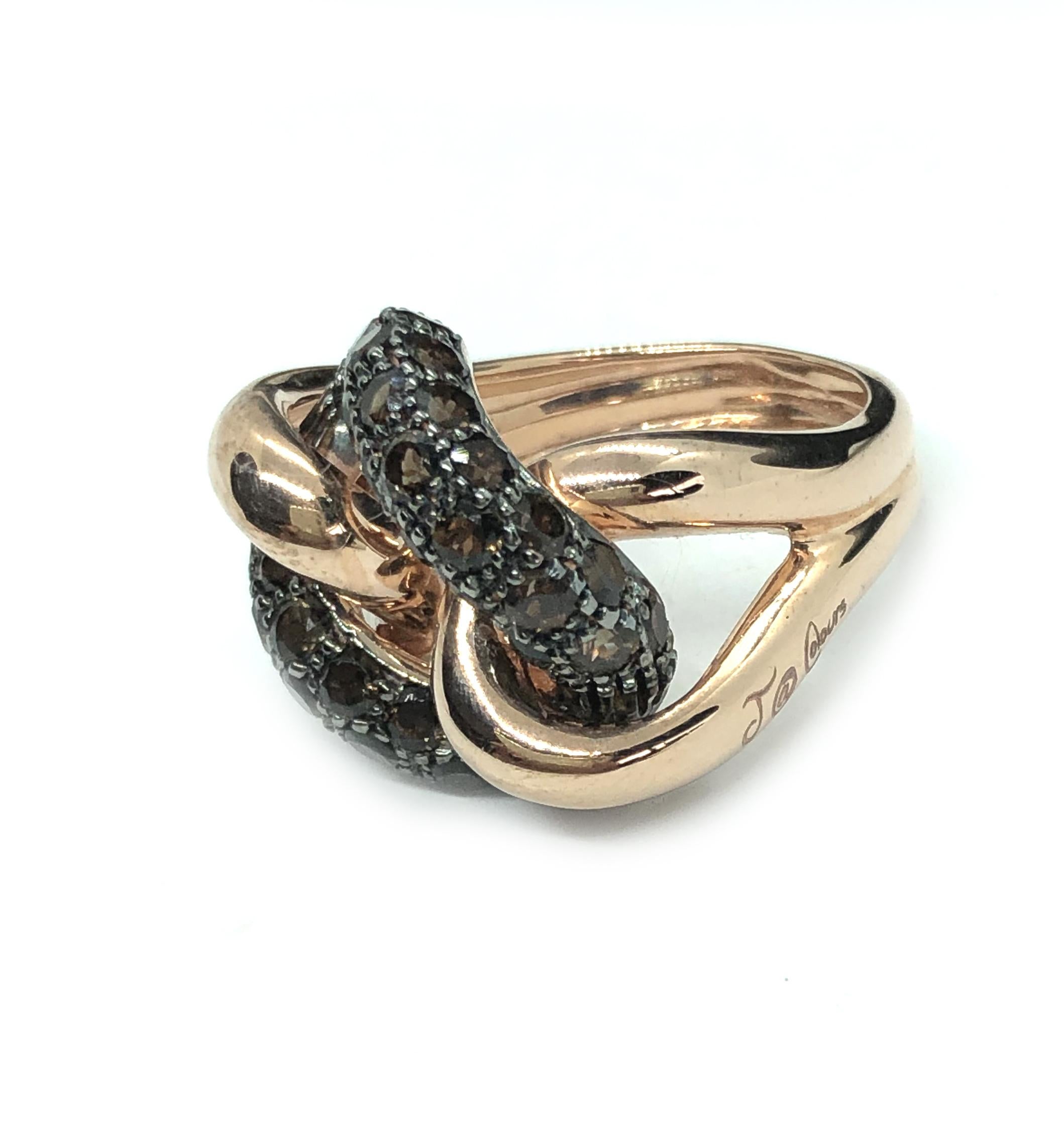 Gorgeous Groumette ring in 9 kt pink gold gr 11,00 with a 2,50 cts. pavé of brilliant cut smoky quartz, signed J@Colours 