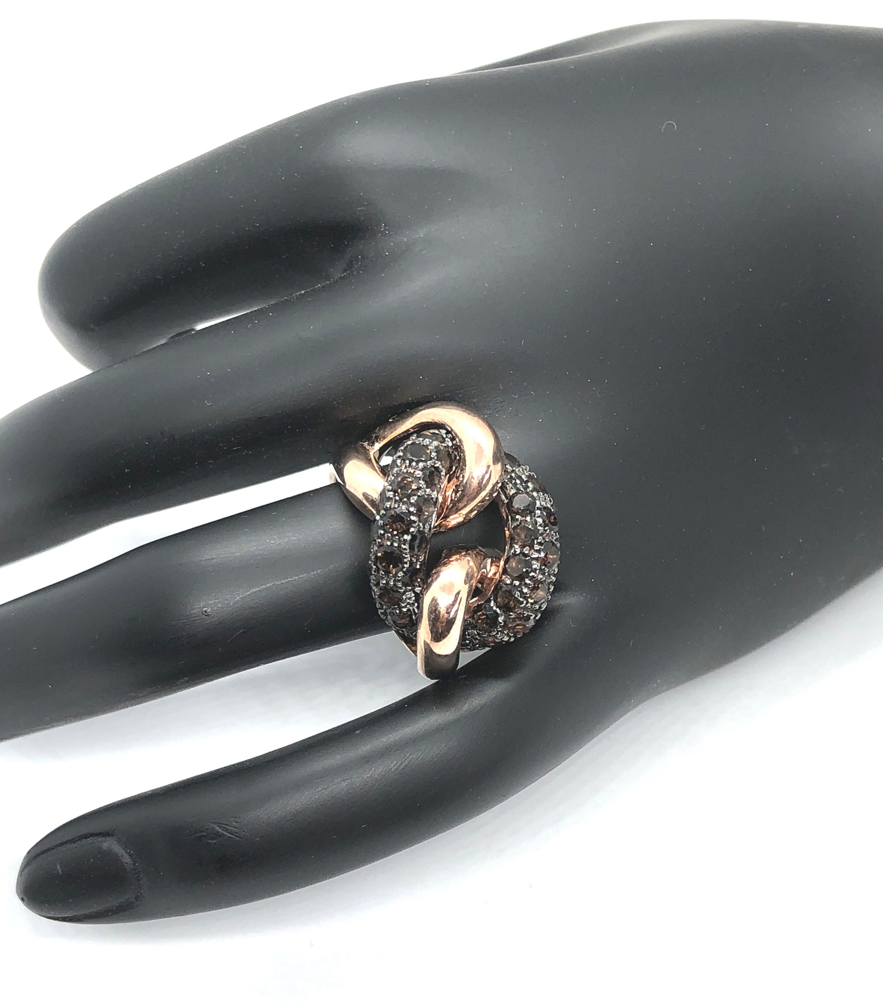 9 Karat Pink Gold Groumette Ring with Smoky Quartz Brilliant Cut Pavé 2.50 Carat In New Condition For Sale In Valenza, IT