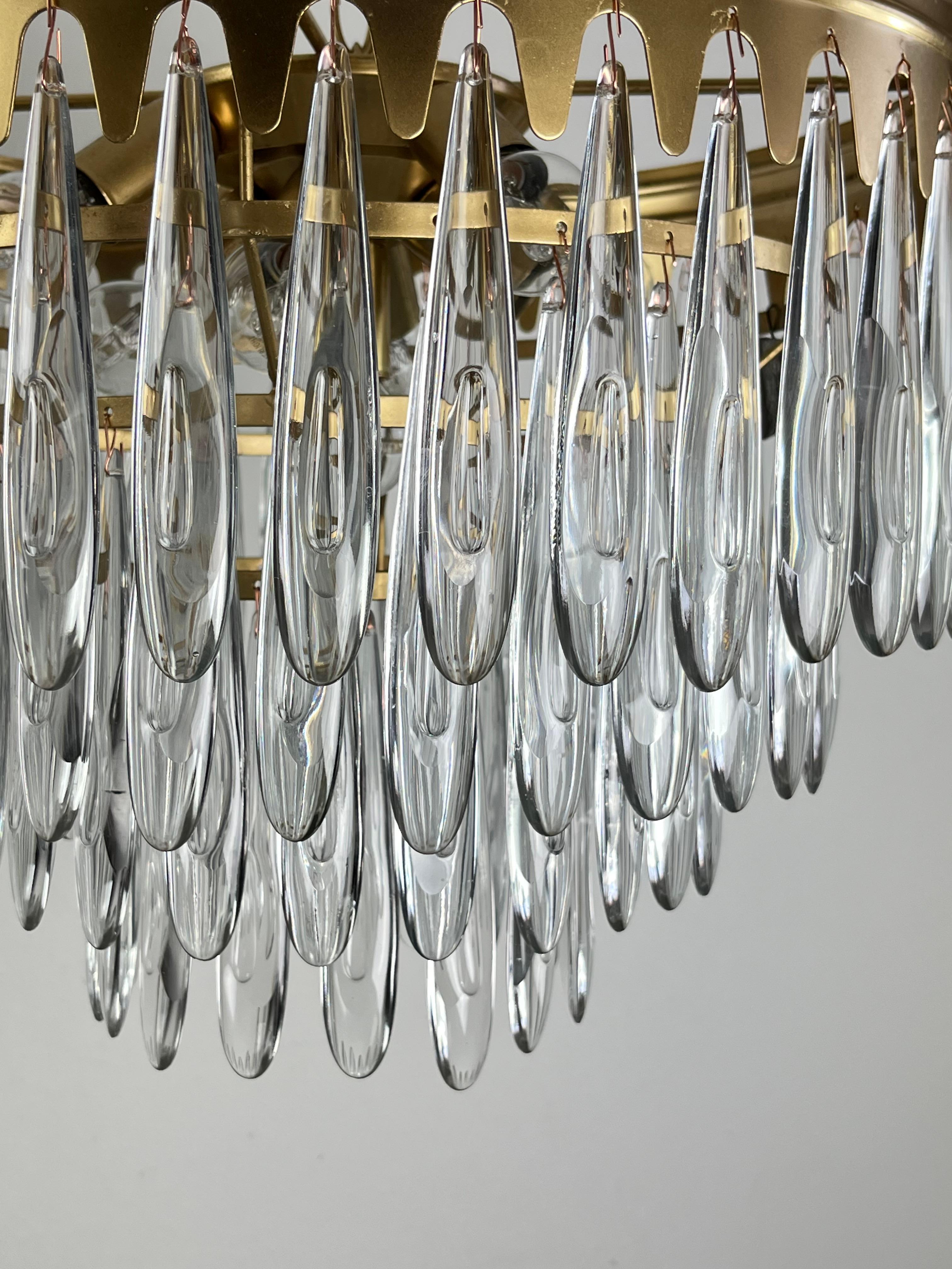 Italian 9-Light Mid-Century Murano Glass Chandelier 1960s For Sale