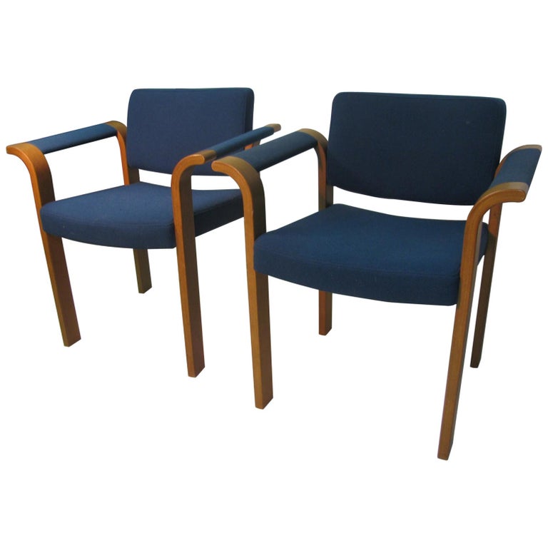 9 Mid Century Modern Oak Bentwood Dining Conference Chairs For