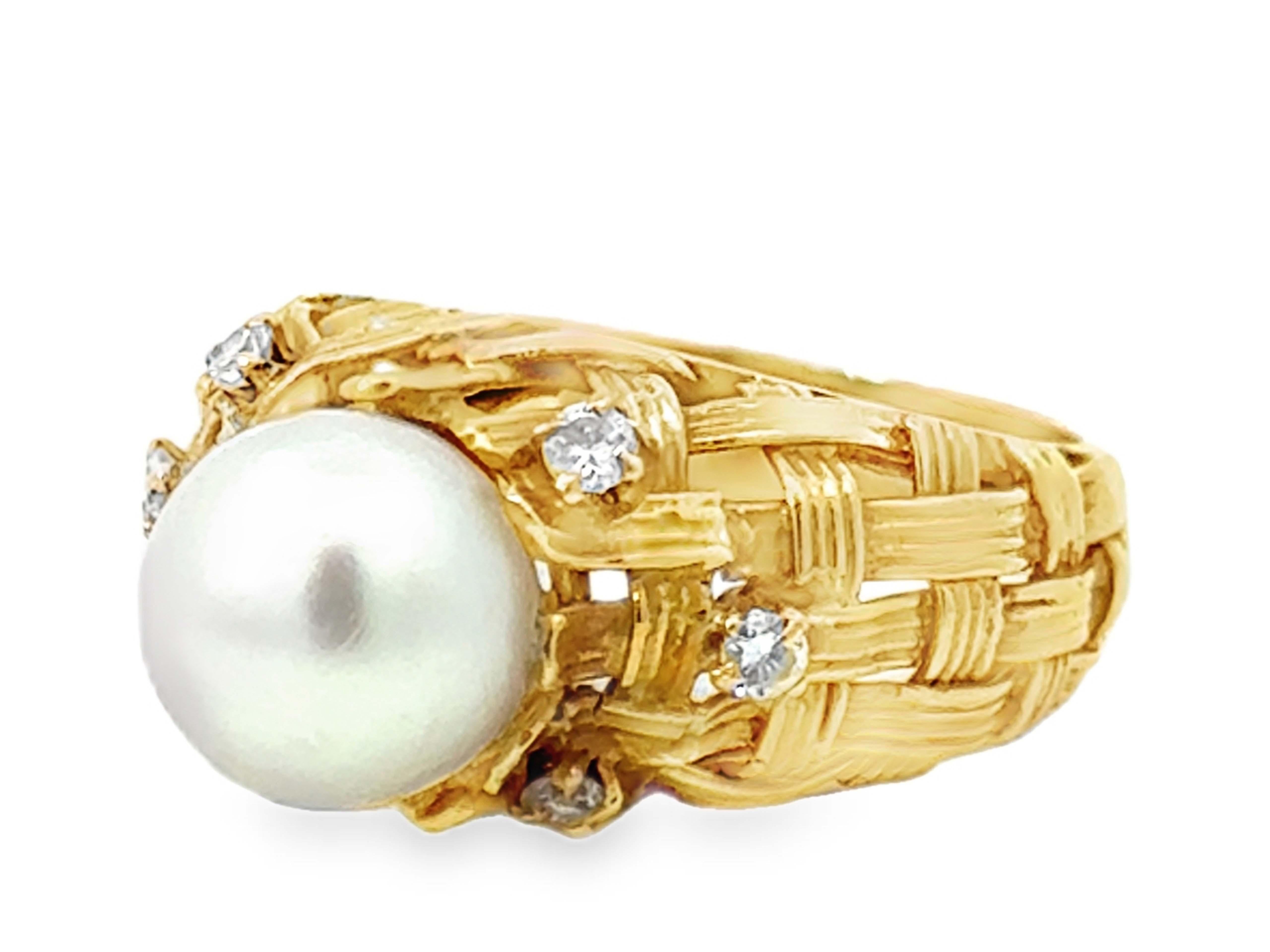 Women's or Men's 9 Mm White Akoya Pearl and Diamond Quilt Band Ring 18k Yellow Gold For Sale