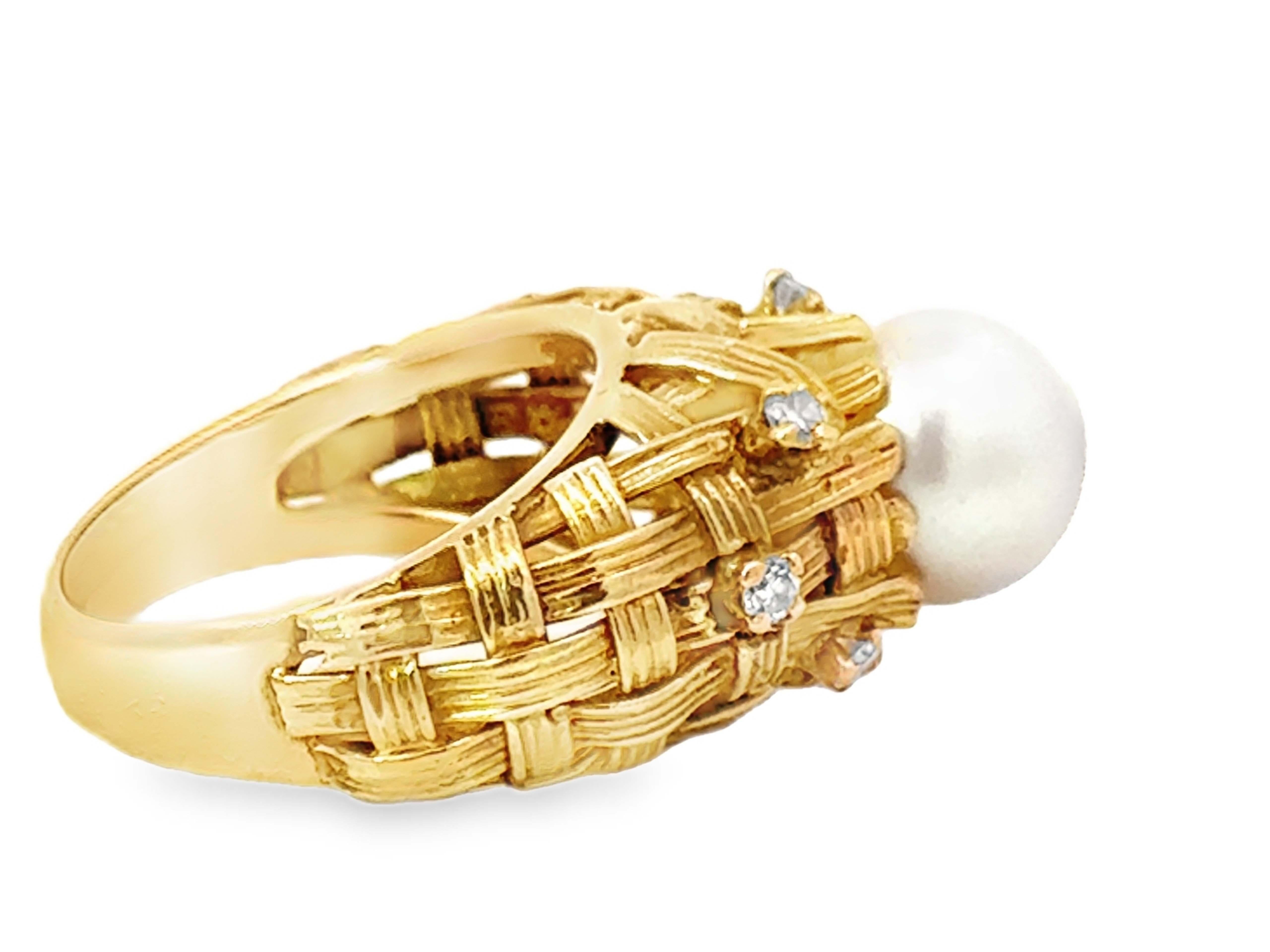 9 Mm White Akoya Pearl and Diamond Quilt Band Ring 18k Yellow Gold For Sale 1