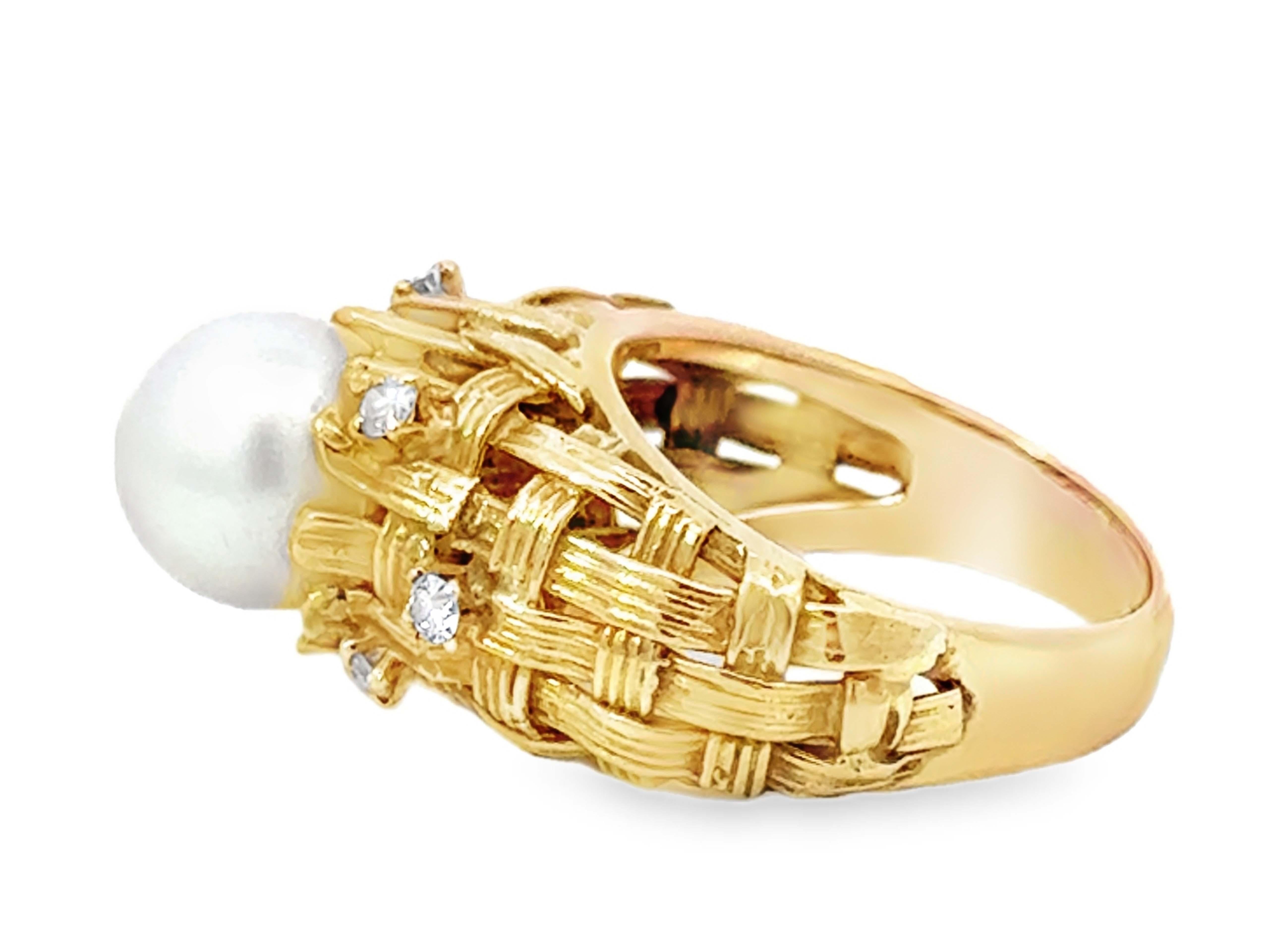 9 Mm White Akoya Pearl and Diamond Quilt Band Ring 18k Yellow Gold For Sale 2