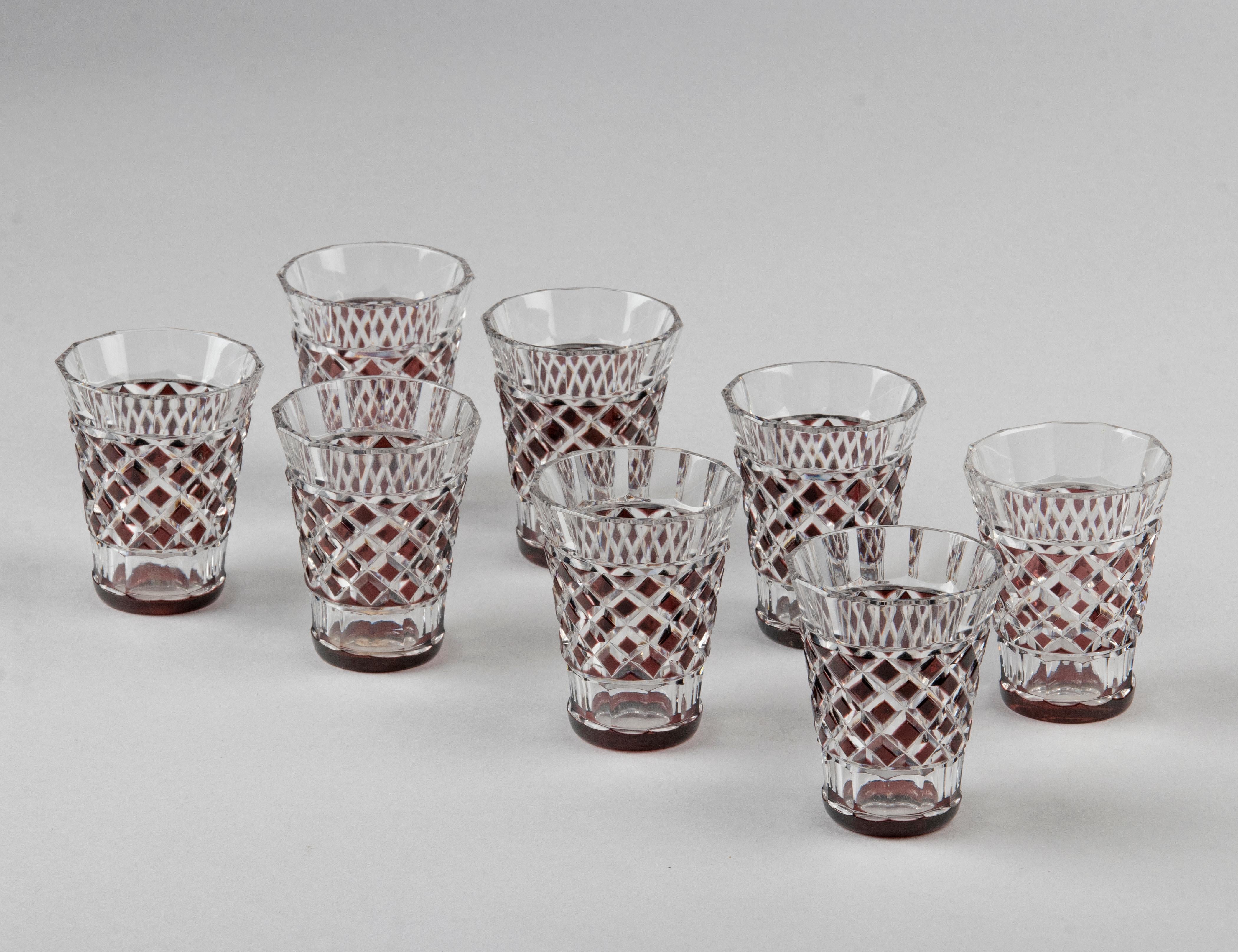 9-Piece Crystal Decanter with Glasses Made by Val Saint Lambert In Good Condition In Casteren, Noord-Brabant