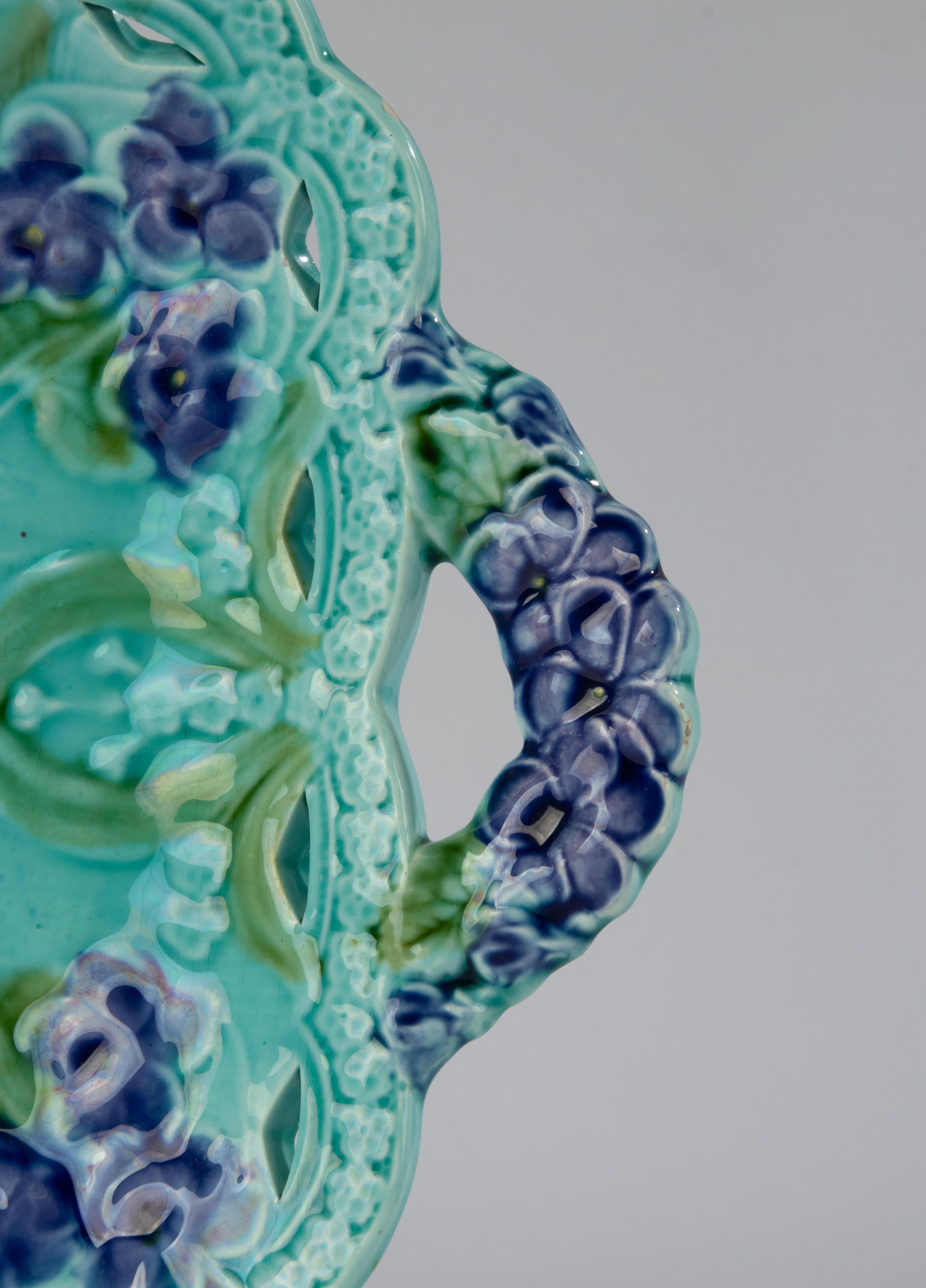 9-Piece Majolica Ceramic Cake Set - Villeroy & Boch - Art Nouveau  In Good Condition For Sale In Casteren, Noord-Brabant