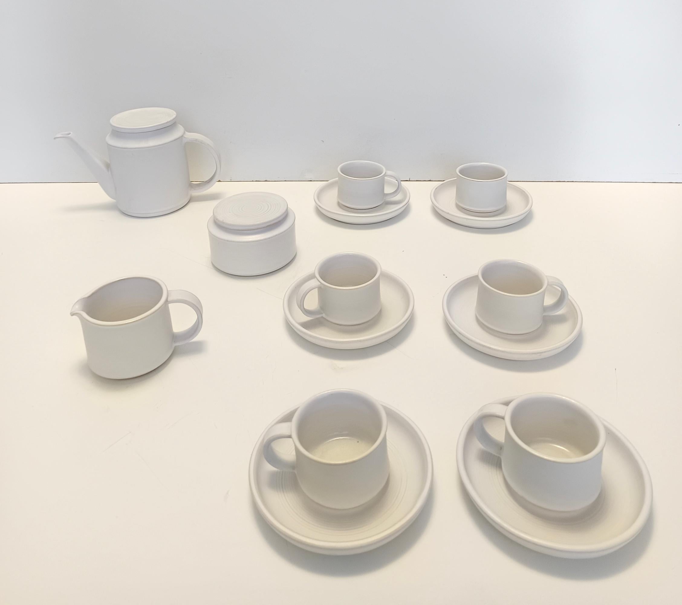 Juego de desayuno de cerámica blanca de 9 piezas de Franco Bucci para Laboratorio Pesaro Posmoderno en venta