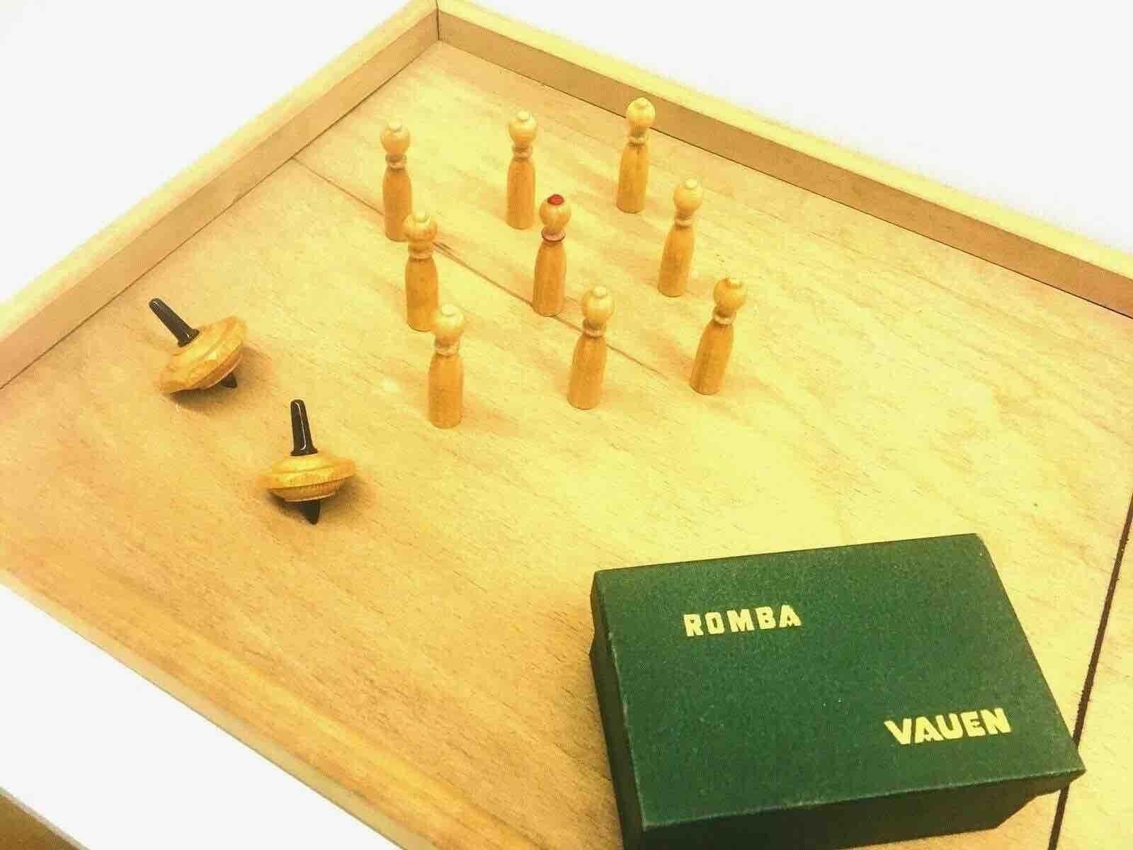 Jouet de jeu de table vintage allemand à 9 épingles à jupe Vauen, années 1930 Bon état - En vente à Nuernberg, DE