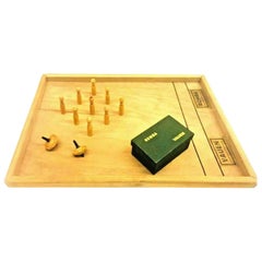 Jouet de jeu de table vintage allemand à 9 épingles à jupe Vauen, années 1930