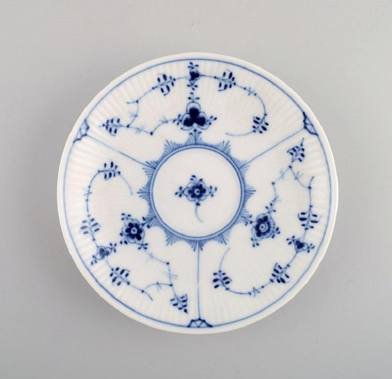 Porcelain 9 Royal Copenhagen Blue Fluted Plain Teacups with Saucers, Model Number 1/76