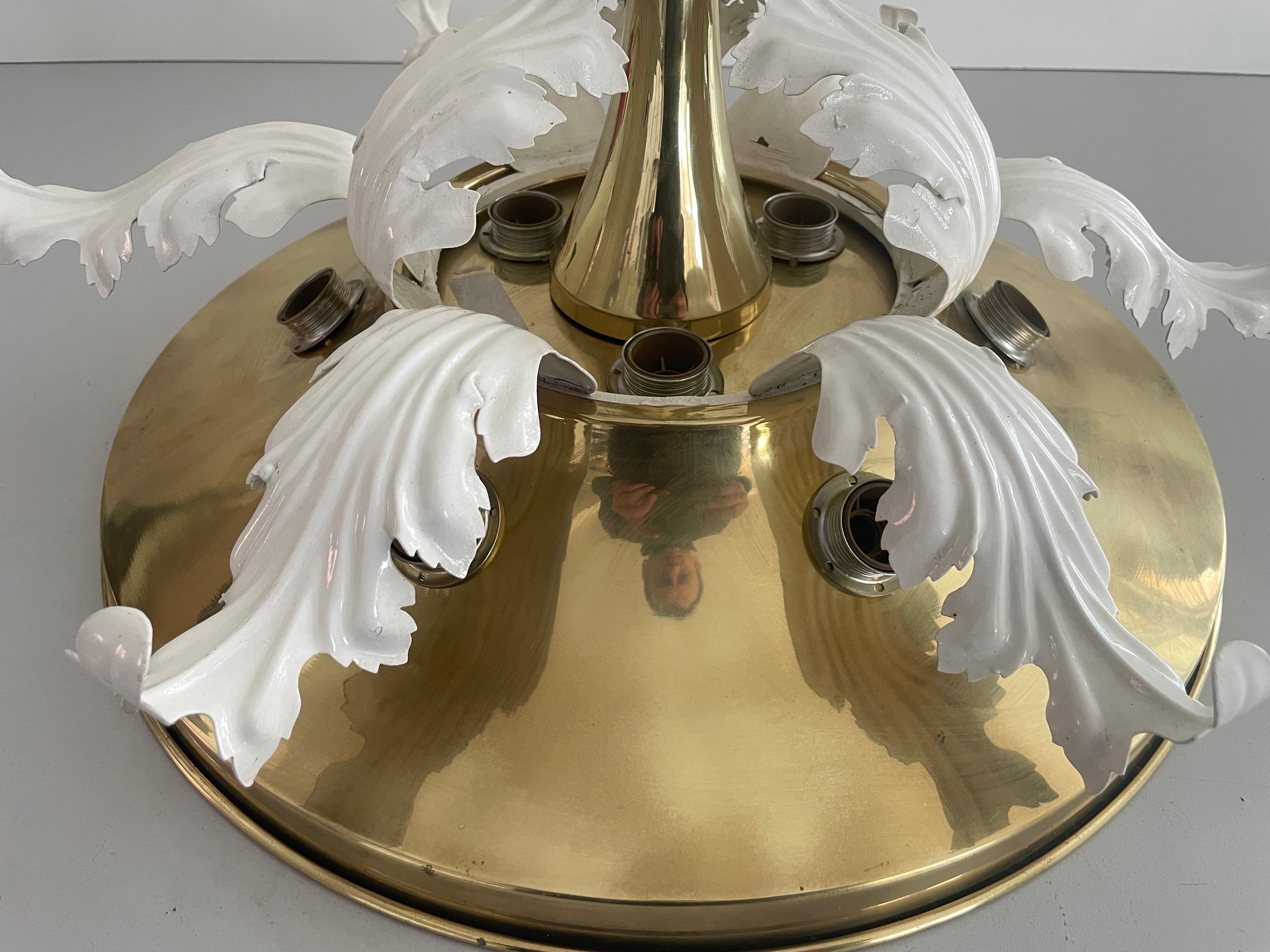 Lampada da soffitto a 9 prese a forma di fiore in ottone pieno, anni '60, Germania in vendita 4