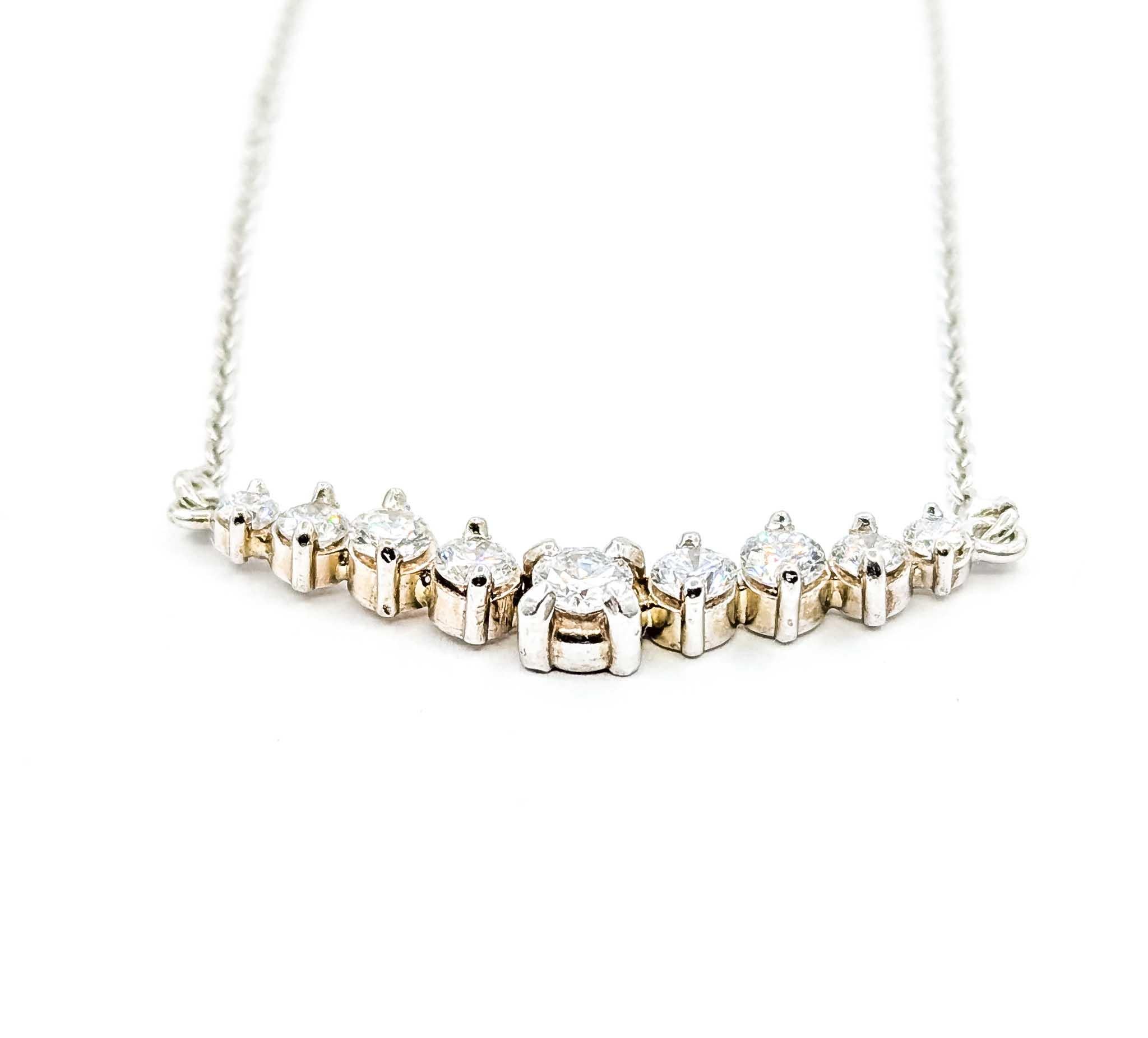 Contemporaneo Collana con 9 pietre e diamanti in oro bianco 14k in vendita