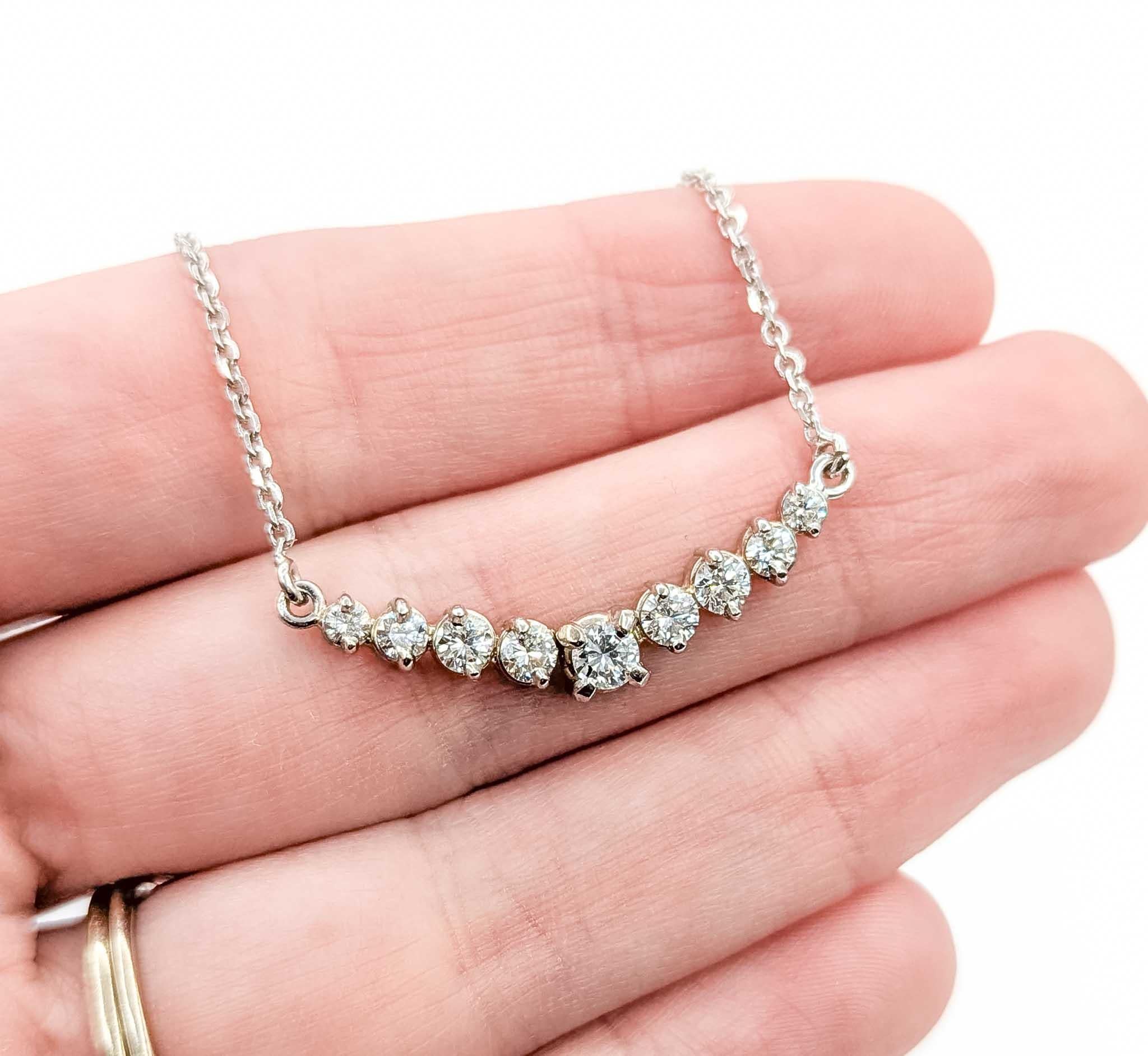 Collana con 9 pietre e diamanti in oro bianco 14k In condizioni ottime in vendita a Bloomington, MN