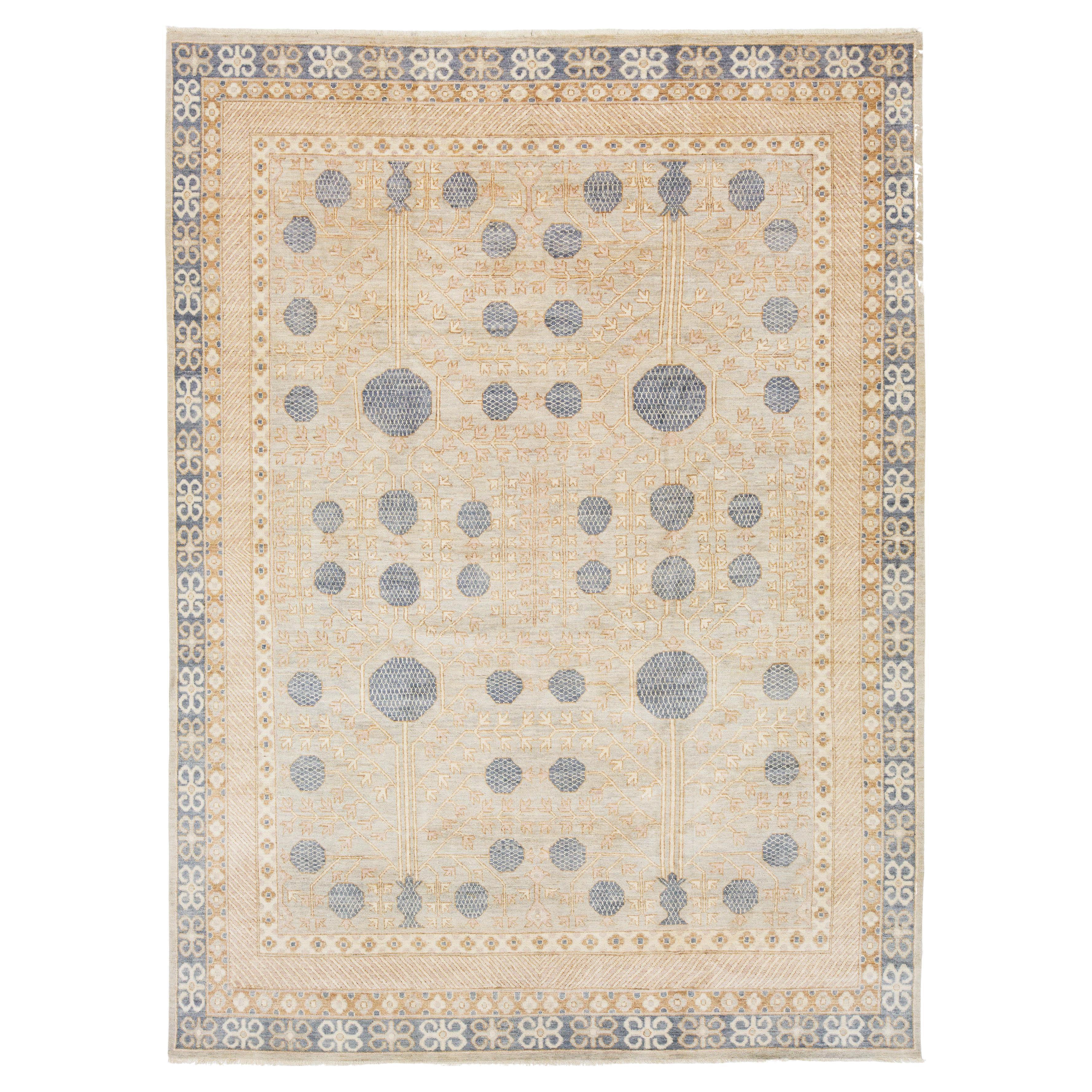 9 x 12 Tapis en laine de style Khotan, design Contemporary, fait à la main en Light Mist Gray