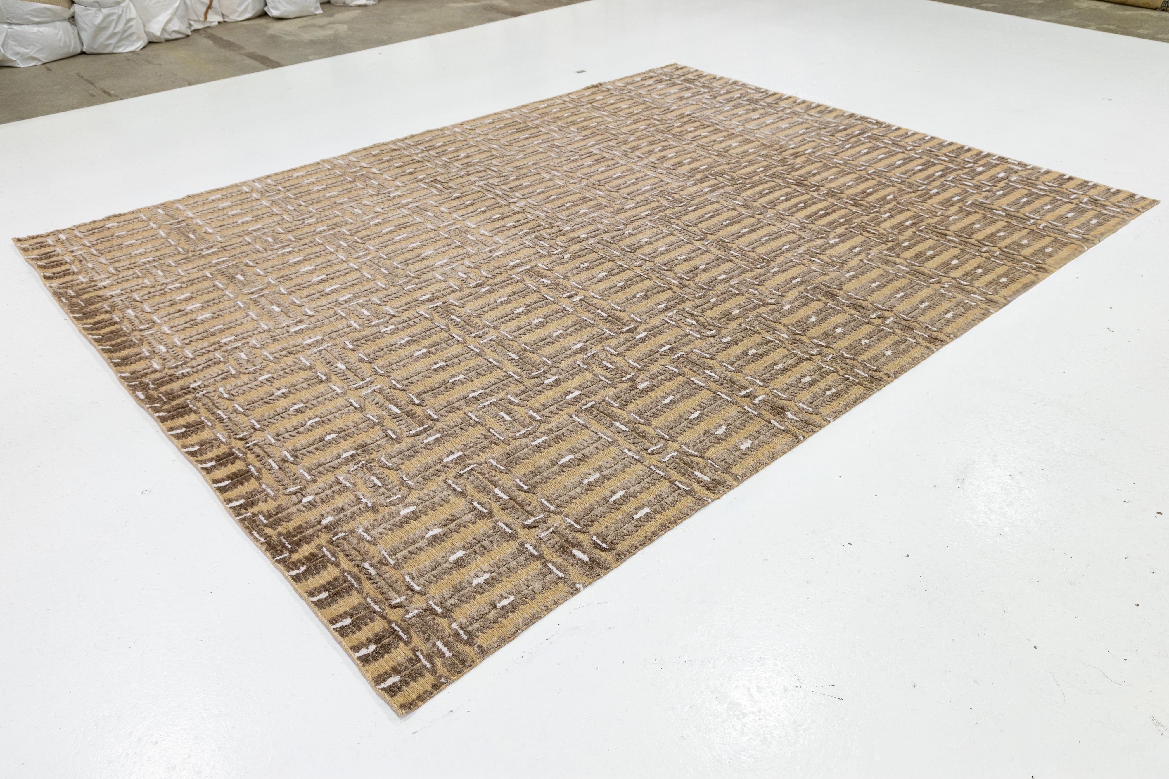 Modern 9 x 12 Contemporary Soumak Tan Wool And Jute Rug Handmade Geometric For Sale